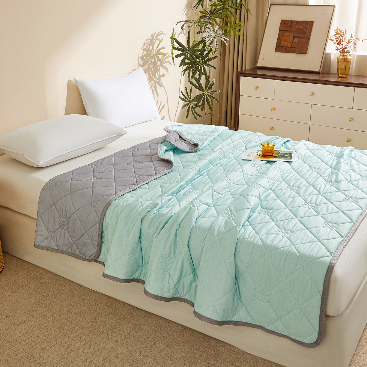 91家纺网 家纺一手货源 找家纺 （总）魅图家纺 2026新款跨境A类凉感丝夏被-中文版