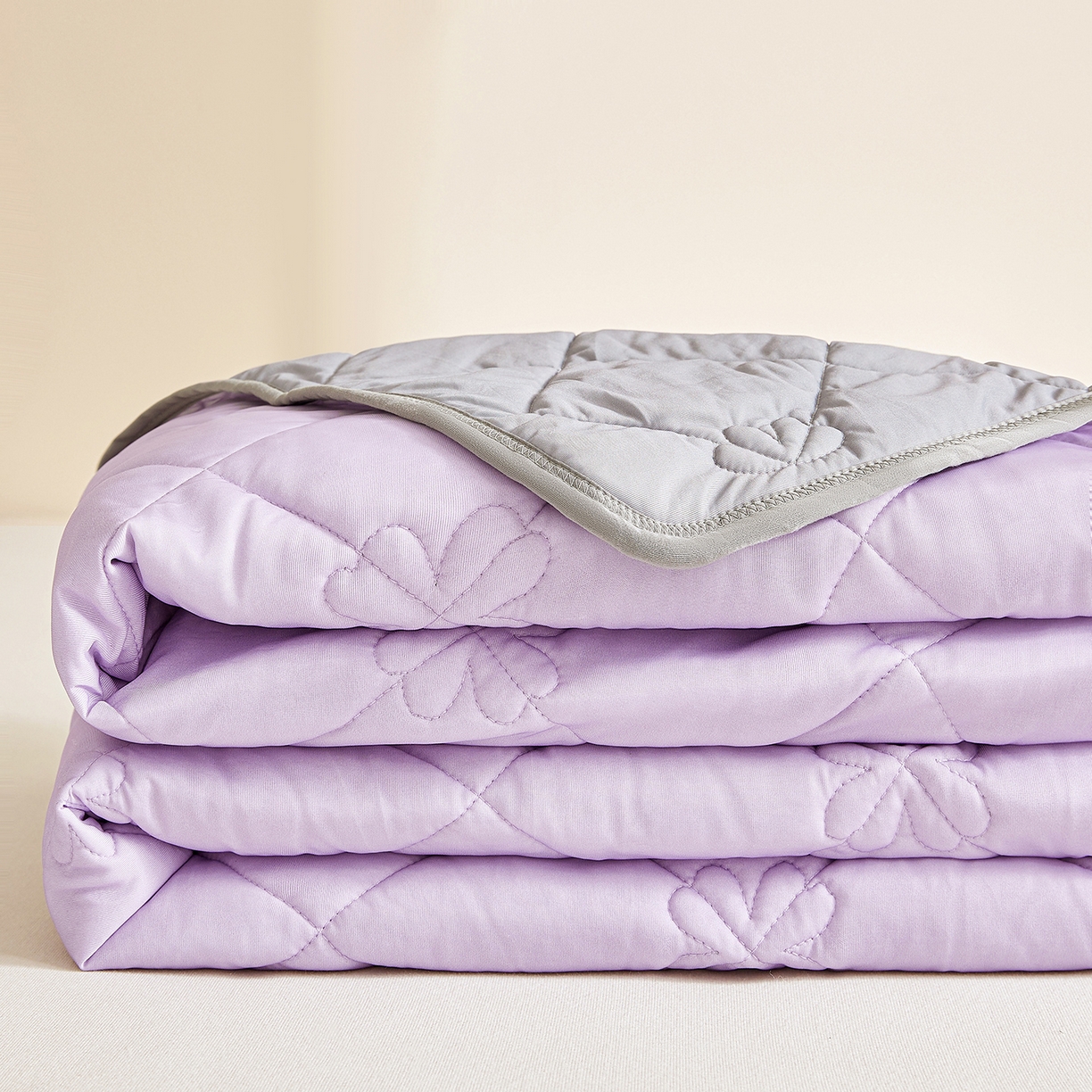 91家纺网 家纺一手货源 找家纺 魅图家纺 2026新款跨境A类凉感丝夏被-中文版 双拼-优雅紫