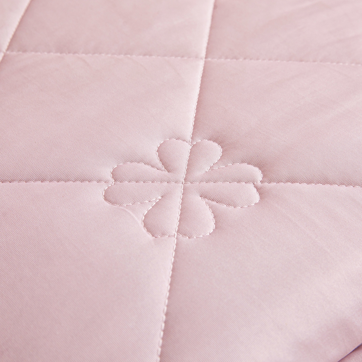 91家纺网 家纺一手货源 找家纺 魅图家纺 2026新款跨境A类凉感丝夏被-中文版 双拼-樱花粉