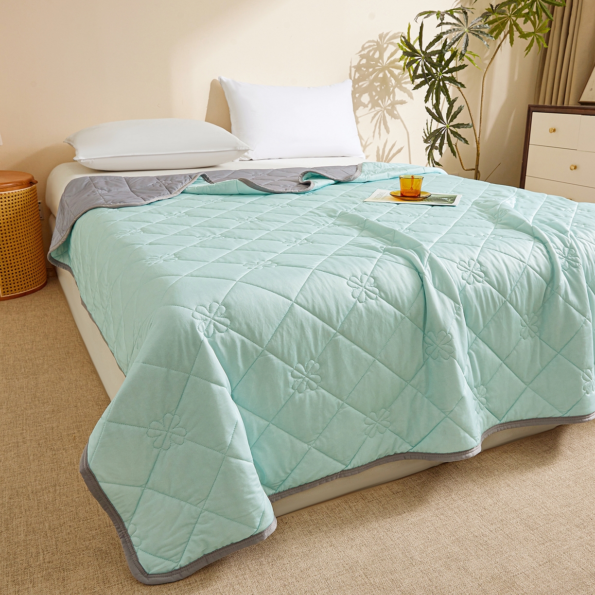 魅图家纺 2026新款跨境A类凉感丝夏被-中文版 双拼-冰山绿