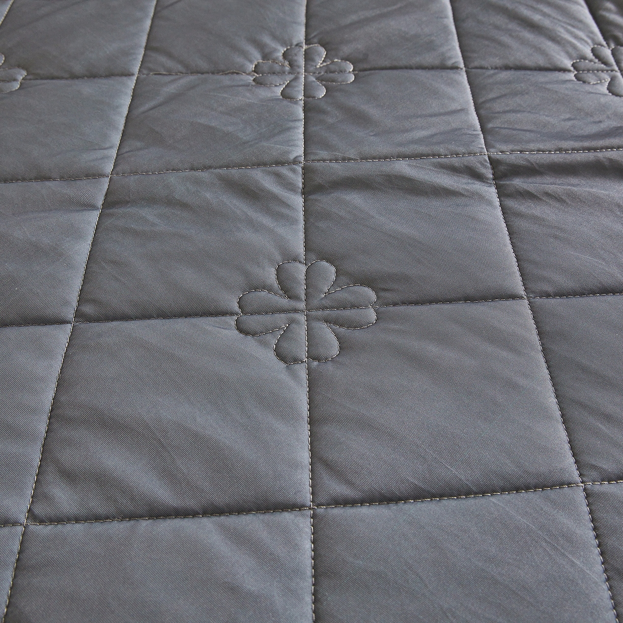 91家纺网 家纺一手货源 找家纺 魅图家纺 2026新款跨境A类凉感丝夏被-中文版 双拼-远黛灰