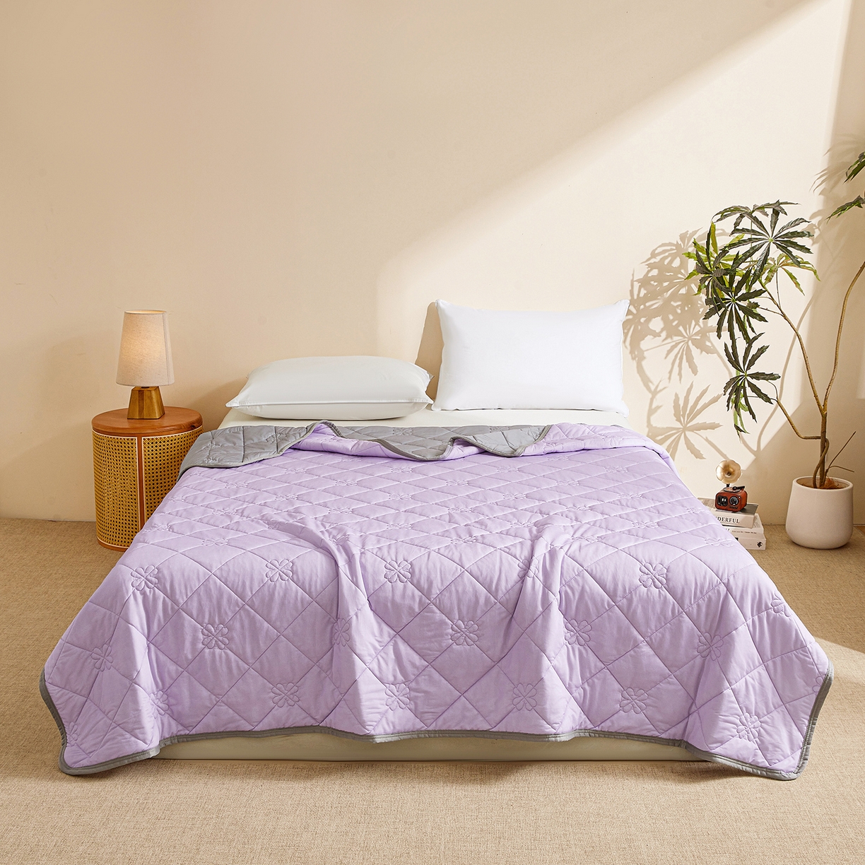 91家纺网 家纺一手货源 找家纺 魅图家纺 2026新款跨境A类凉感丝夏被-英文版 双拼 优雅紫