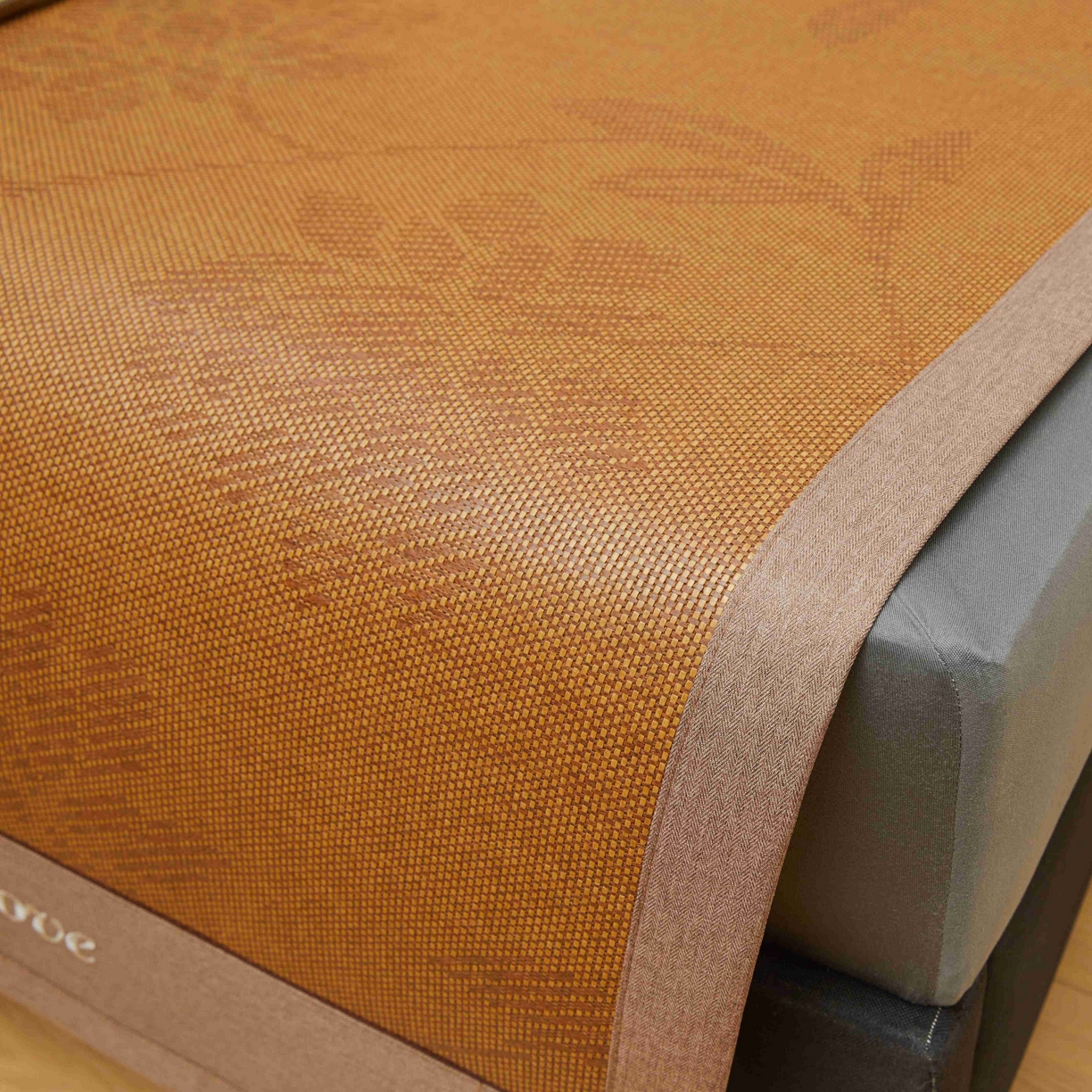 91家纺网 家纺一手货源 找家纺 席匠 2026新款小熊藤席凉席席子 水中花