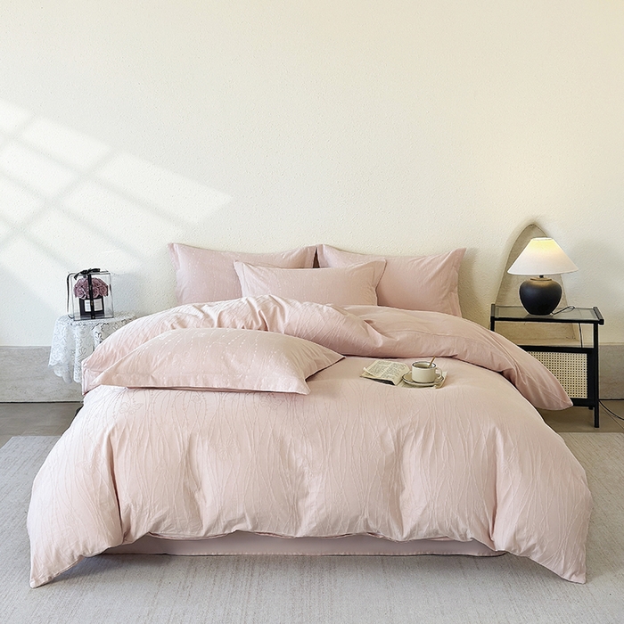 玉相逢 2026新款全棉60S长绒棉立体厚织提花四件套 蝶梦-唯美粉