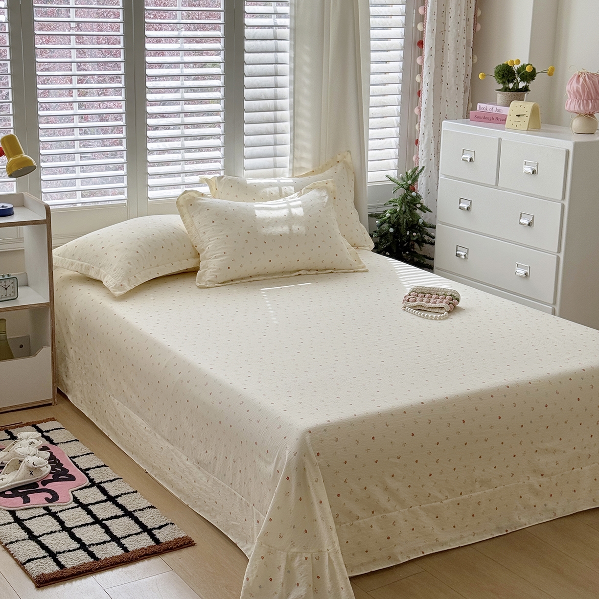 91家纺网 家纺一手货源 找家纺 恋尚羽家纺 2026新款双层纱水洗棉四件套 花香丽影