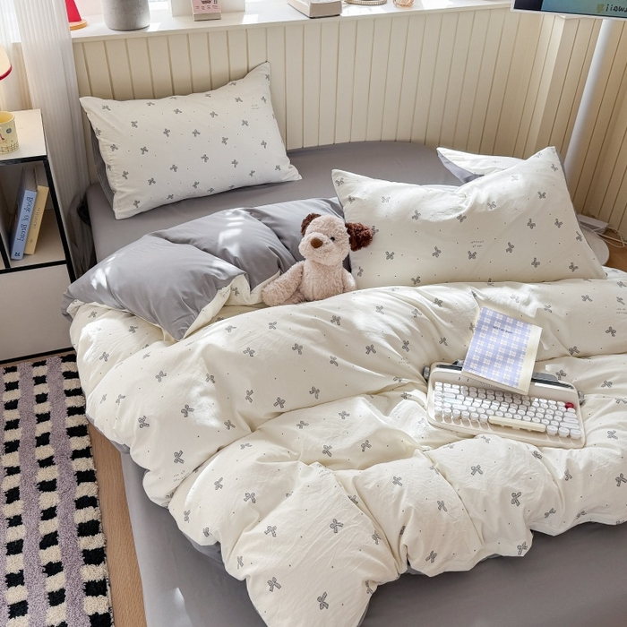 91家纺网 家纺一手货源 找家纺 鑫佳居 2026新款古法仿棉小清新印花四件套 灰蝴蝶