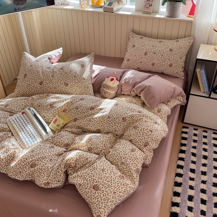 91家纺网 家纺一手货源 找家纺 鑫佳居 2026新款古法仿棉小清新印花四件套 豹纹猫