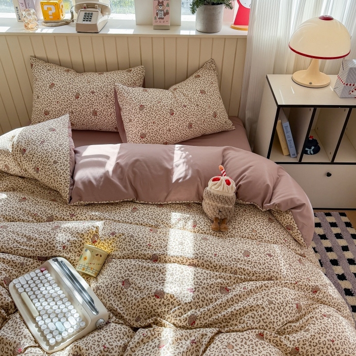 91家纺网 家纺一手货源 找家纺 鑫佳居 2026新款古法仿棉小清新印花四件套 豹纹猫