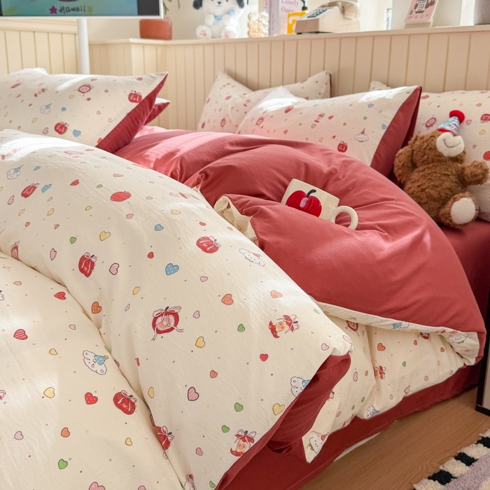 91家纺网 家纺一手货源 找家纺 鑫佳居 2026新款古法仿棉小清新印花四件套 苹果乐园