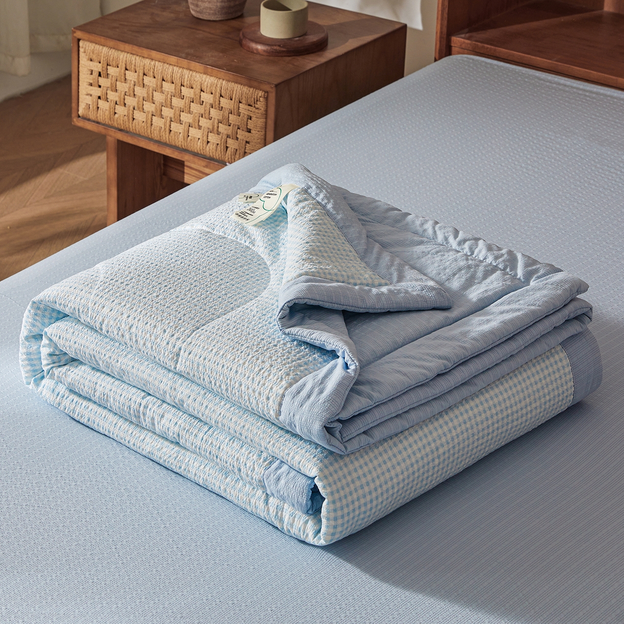 91家纺网 家纺一手货源 找家纺 熙宴家纺 2026新款云感泡芙棉花夏被四件套 蓝方格