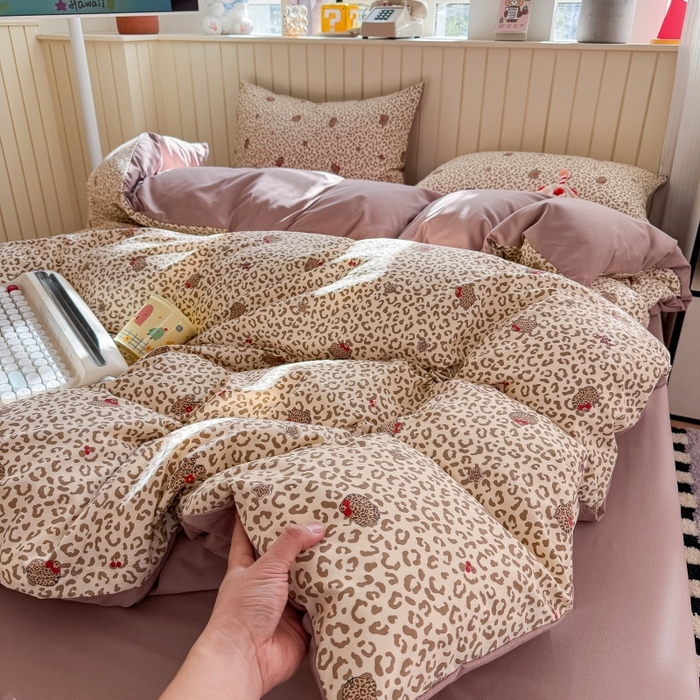 91家纺网 家纺一手货源 找家纺 鑫佳居 2026新款古法仿棉小清新印花单被套 豹纹猫