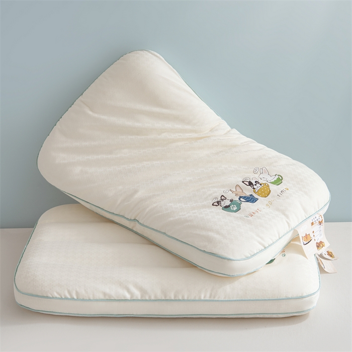 （总）永乐枕芯 2026新款四只小狗护颈儿童枕枕头枕芯