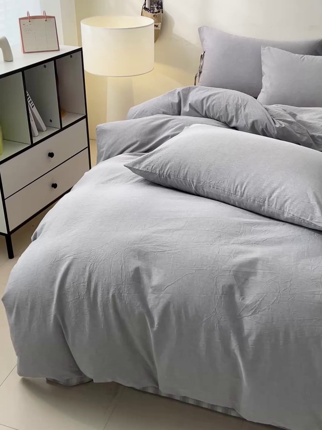 91家纺网 家纺一手货源 找家纺 麦朵家居 2026色织全棉水洗棉四件套简约系列无印风床笠单被套长绒棉套件 简约-灰