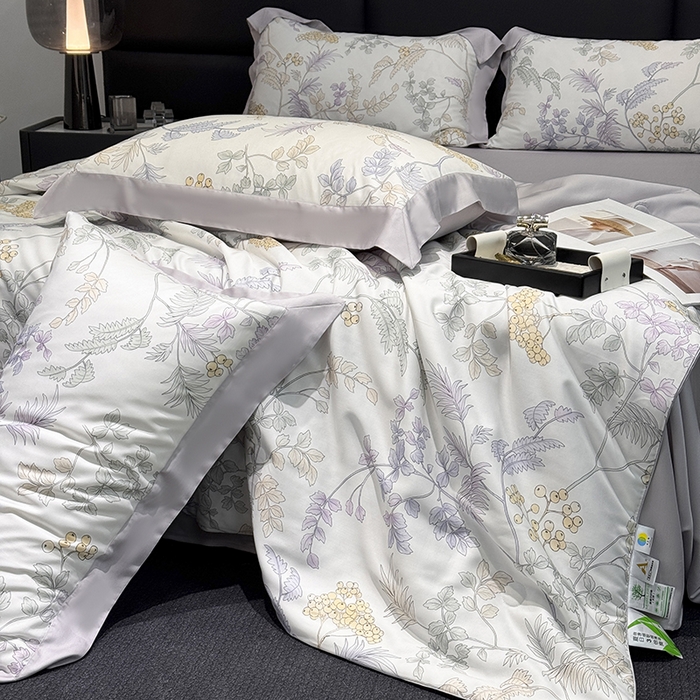 91家纺网 家纺一手货源 找家纺 玉相逢 2026春夏新款莱赛尔天丝夏被嵌绳款数码印花单夏被夏被四件套 析漫枝