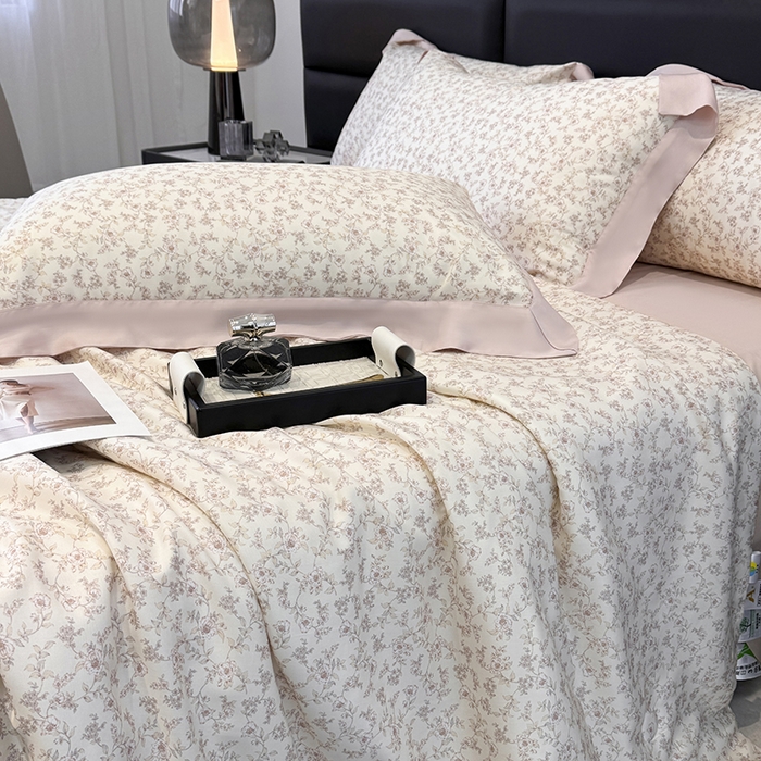 玉相逢 2026春夏新款莱赛尔天丝夏被嵌绳款数码印花单夏被夏被四件套 溪涧花