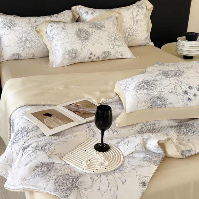 91家纺网 家纺一手货源 找家纺 玉相逢 2026春夏新款莱赛尔天丝夏被嵌绳款数码印花单夏被夏被四件套 墨染疏芳