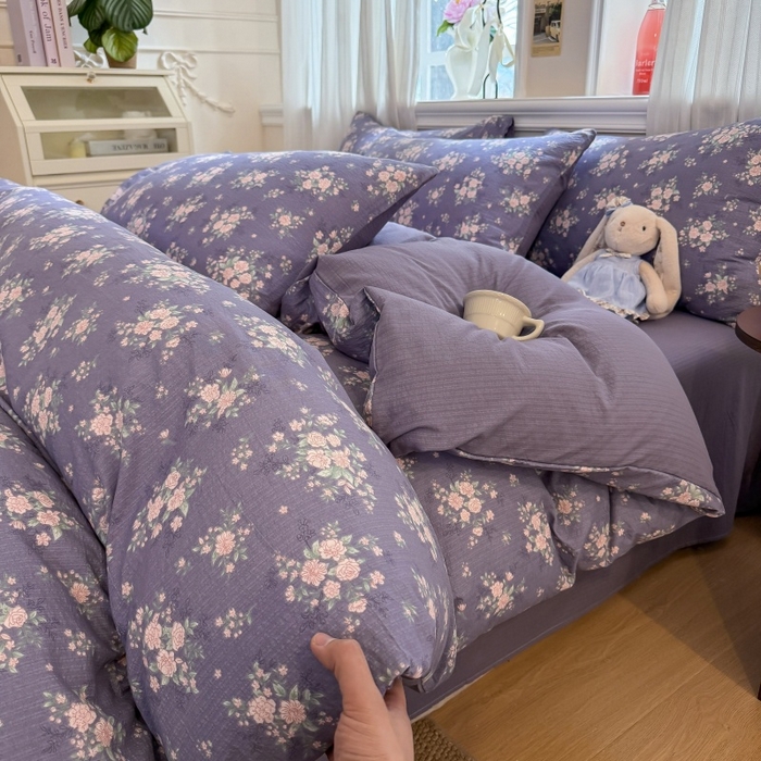 91家纺网 家纺一手货源 找家纺 鑫佳居 2026新款水洗针织提花双层纱四件套 紫夜玫瑰