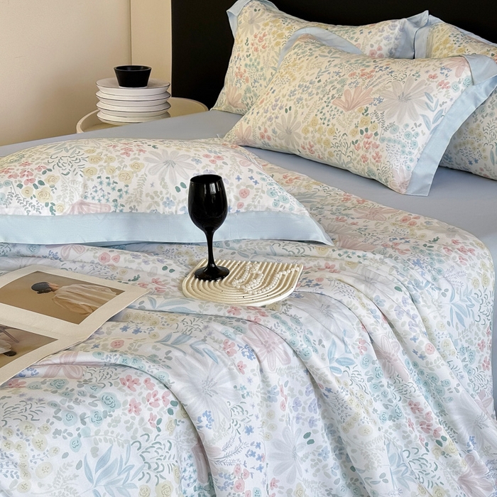 91家纺网 家纺一手货源 找家纺 玉相逢 2026春夏新款莱赛尔天丝夏被嵌绳款数码印花单夏被夏被四件套 星丛