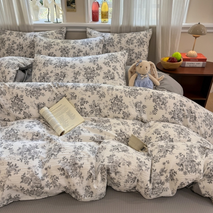 91家纺网 家纺一手货源 找家纺 鑫佳居 2026新款水洗针织提花双层纱四件套 雾影玫瑰