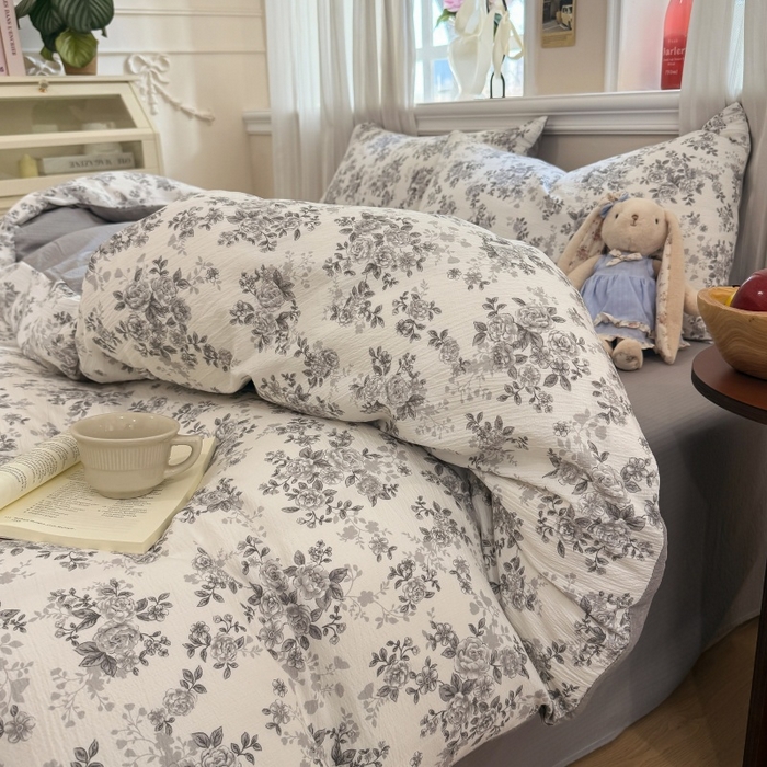 91家纺网 家纺一手货源 找家纺 鑫佳居 2026新款水洗针织提花双层纱四件套 雾影玫瑰