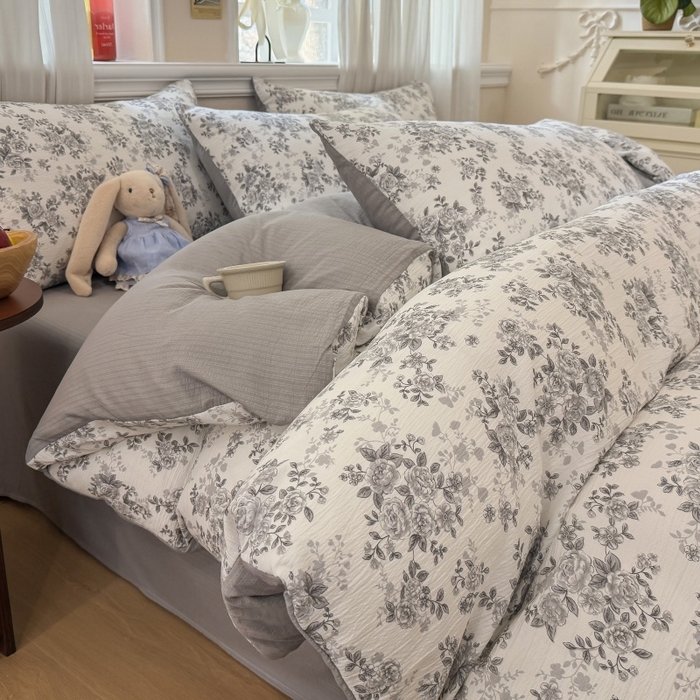 91家纺网 家纺一手货源 找家纺 鑫佳居 2026新款水洗针织提花双层纱四件套 雾影玫瑰