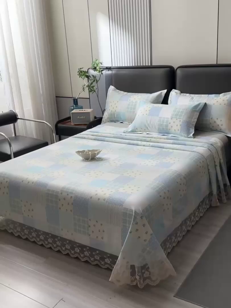 91家纺网 家纺一手货源 找家纺 星窝家纺 2026新款花边老粗布凉席三件套 半亩花田