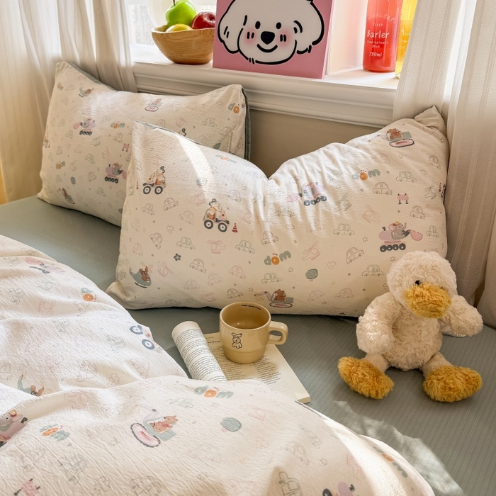 91家纺网 家纺一手货源 找家纺 鑫佳居 2026新款水洗针织提花双层纱四件套 童趣小车队