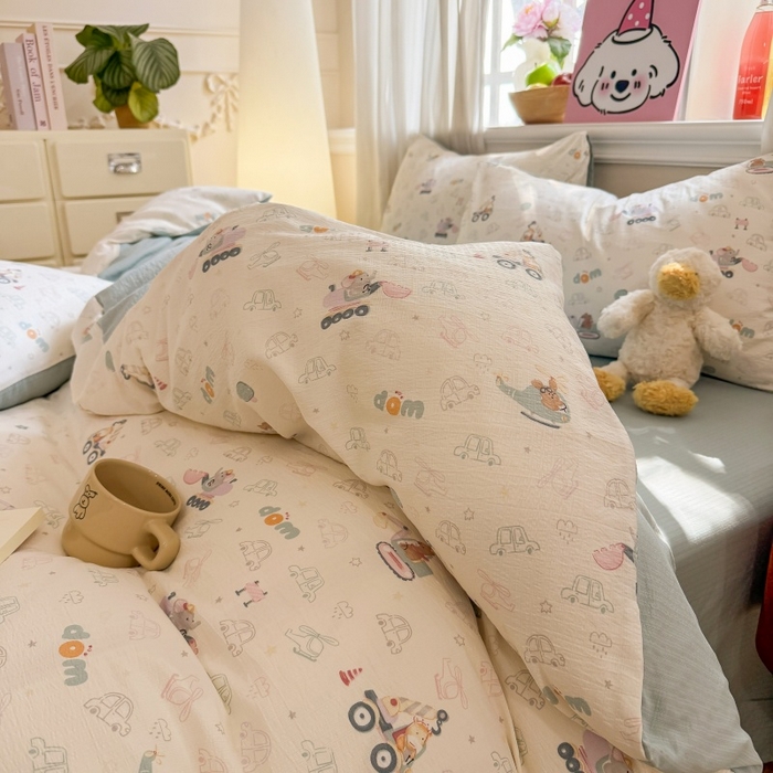 91家纺网 家纺一手货源 找家纺 鑫佳居 2026新款水洗针织提花双层纱四件套 童趣小车队