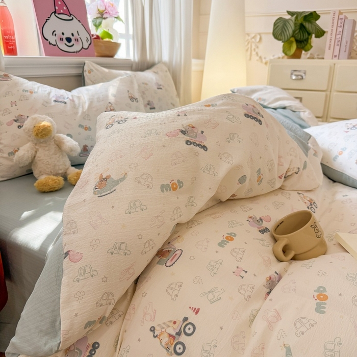 91家纺网 家纺一手货源 找家纺 鑫佳居 2026新款水洗针织提花双层纱四件套 童趣小车队