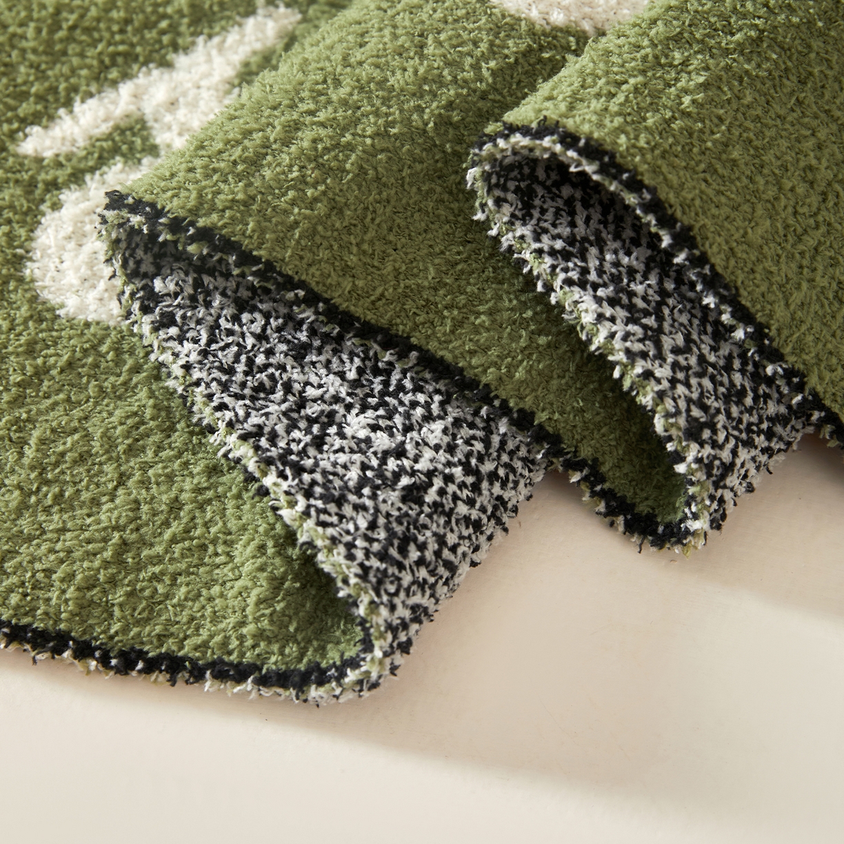 91家纺网 家纺一手货源 找家纺 航途席业 2026新款半边绒毛毯毯子 草坪喵