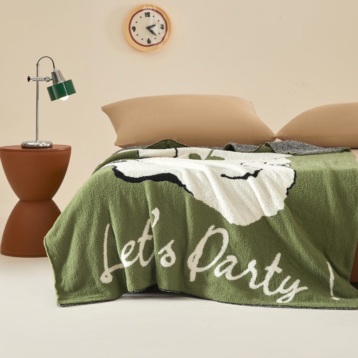 91家纺网 家纺一手货源 找家纺 航途席业 2026新款半边绒毛毯毯子 草坪喵