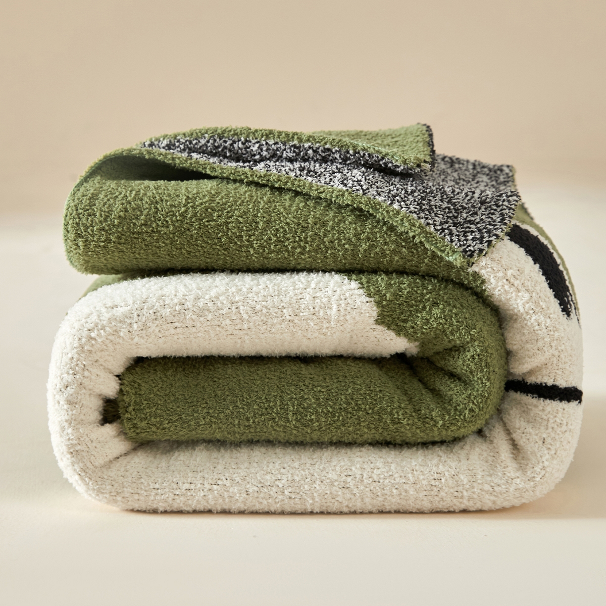 91家纺网 家纺一手货源 找家纺 航途席业 2026新款半边绒毛毯毯子 草坪喵