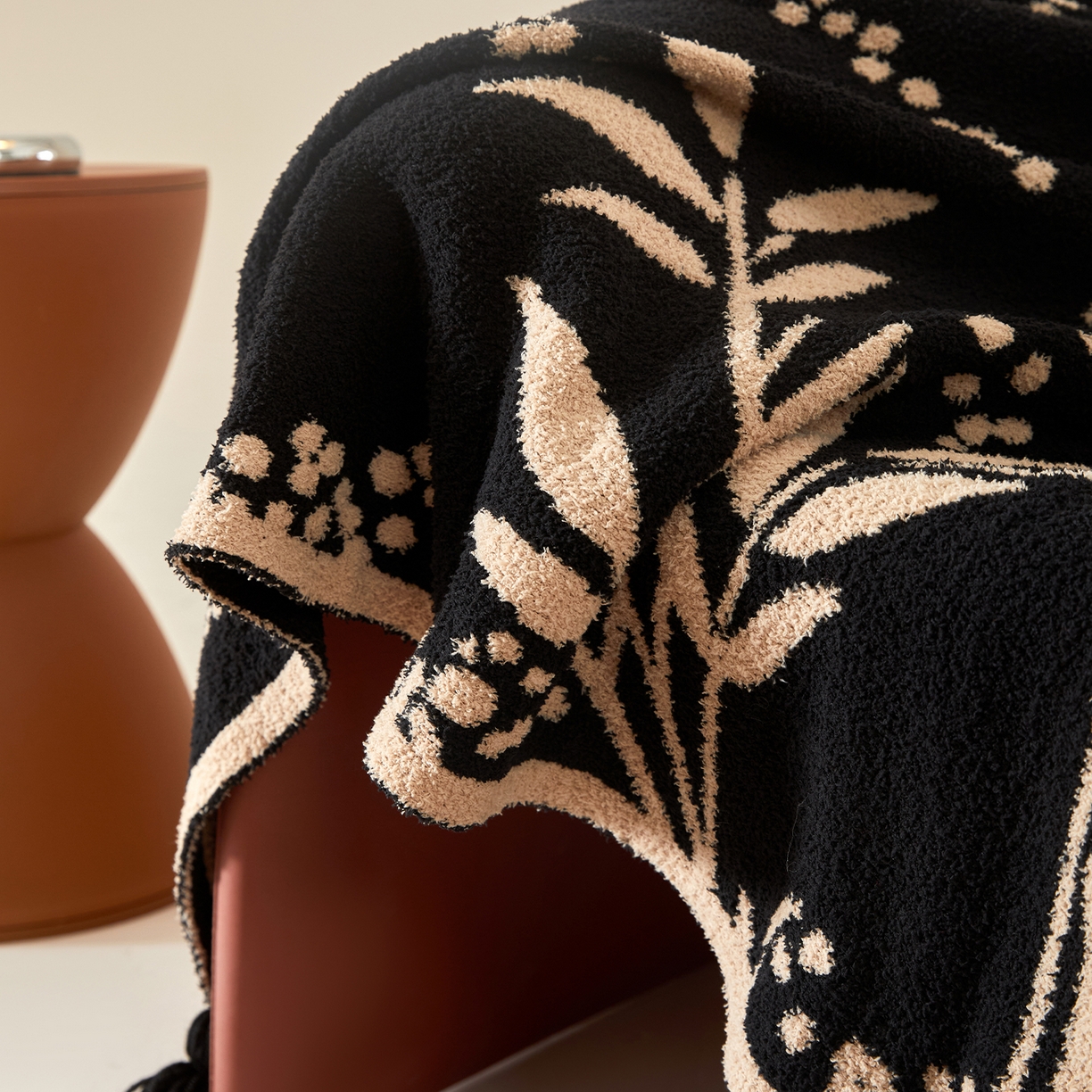 91家纺网 家纺一手货源 找家纺 航途席业 2026新款半边绒毛毯毯子 墨竹