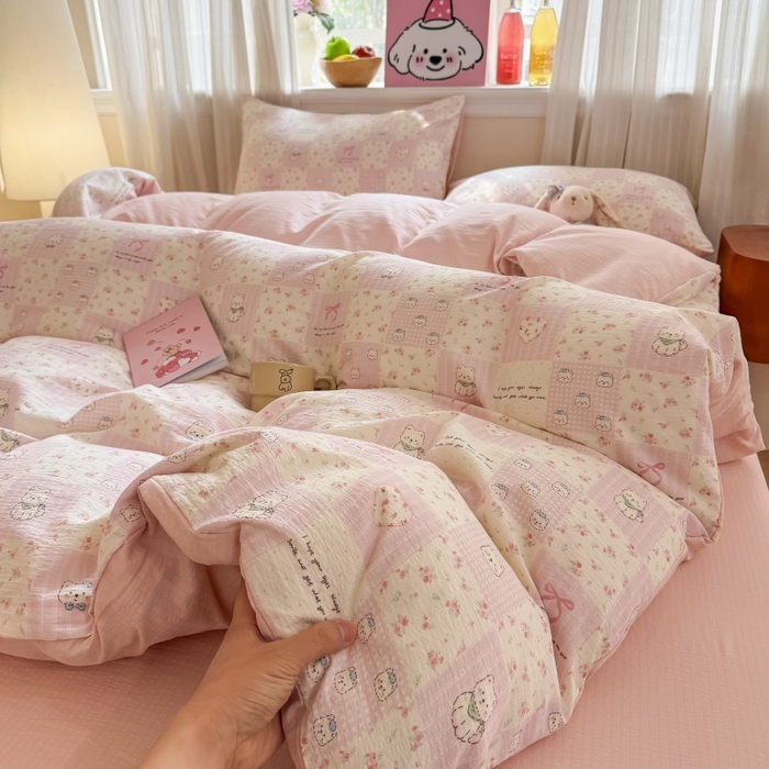 91家纺网 家纺一手货源 找家纺 鑫佳居 2026新款水洗针织提花双层纱四件套 KT萌熊