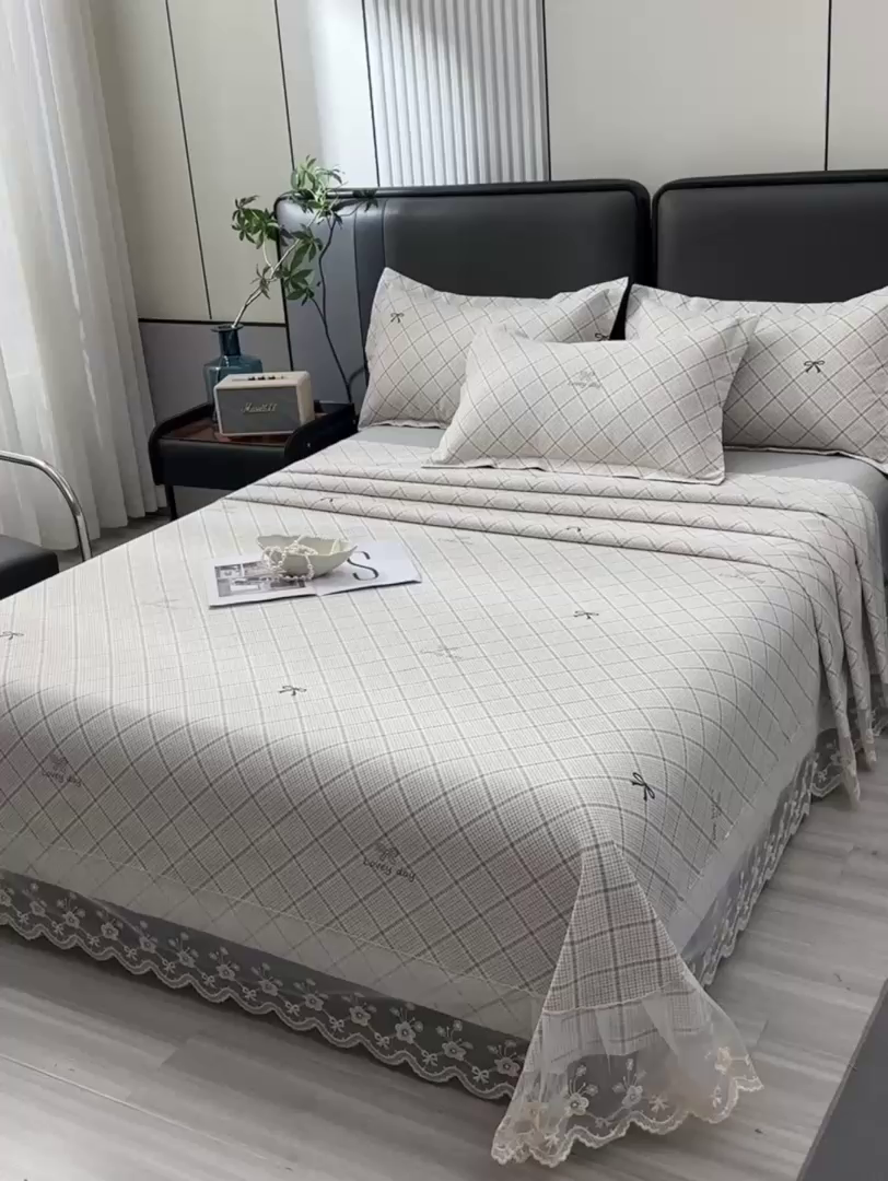 91家纺网 家纺一手货源 找家纺 星窝家纺 2026新款花边老粗布凉席三件套 初恋心语