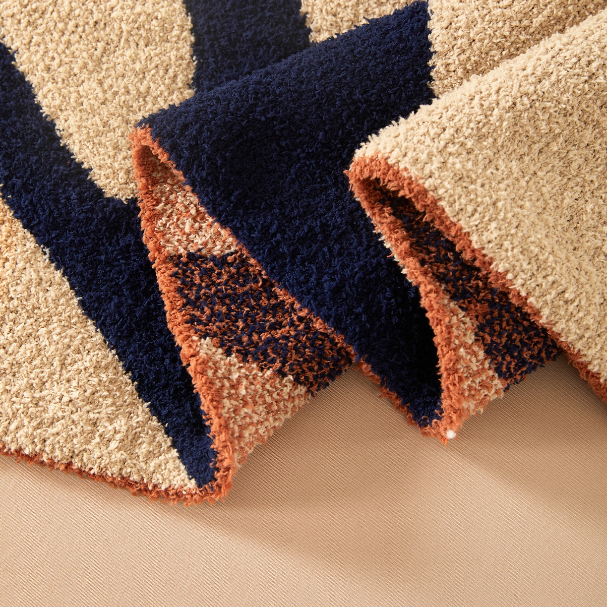 91家纺网 家纺一手货源 找家纺 航途席业 2026新款半边绒毛毯毯子 星野