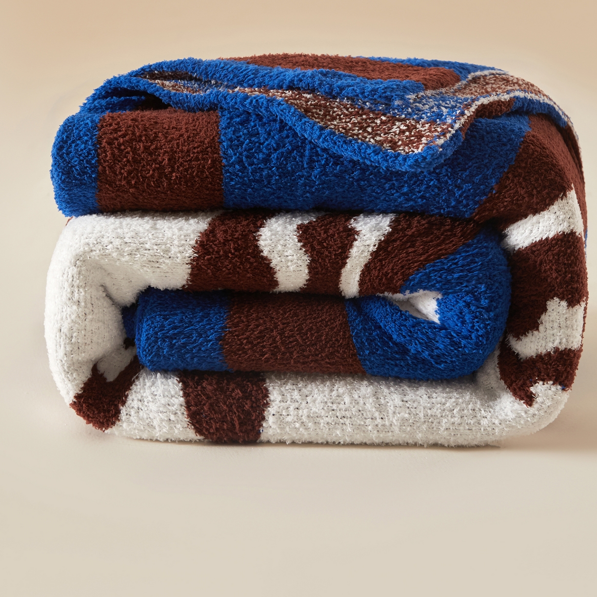 91家纺网 家纺一手货源 找家纺 航途席业 2026新款半边绒毛毯毯子 雪纳瑞