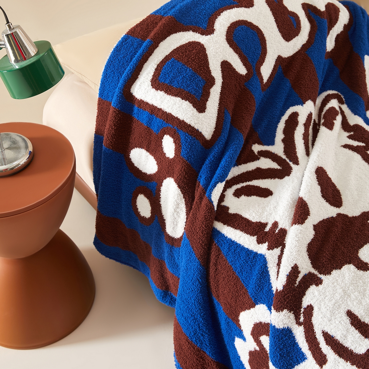 91家纺网 家纺一手货源 找家纺 航途席业 2026新款半边绒毛毯毯子 雪纳瑞