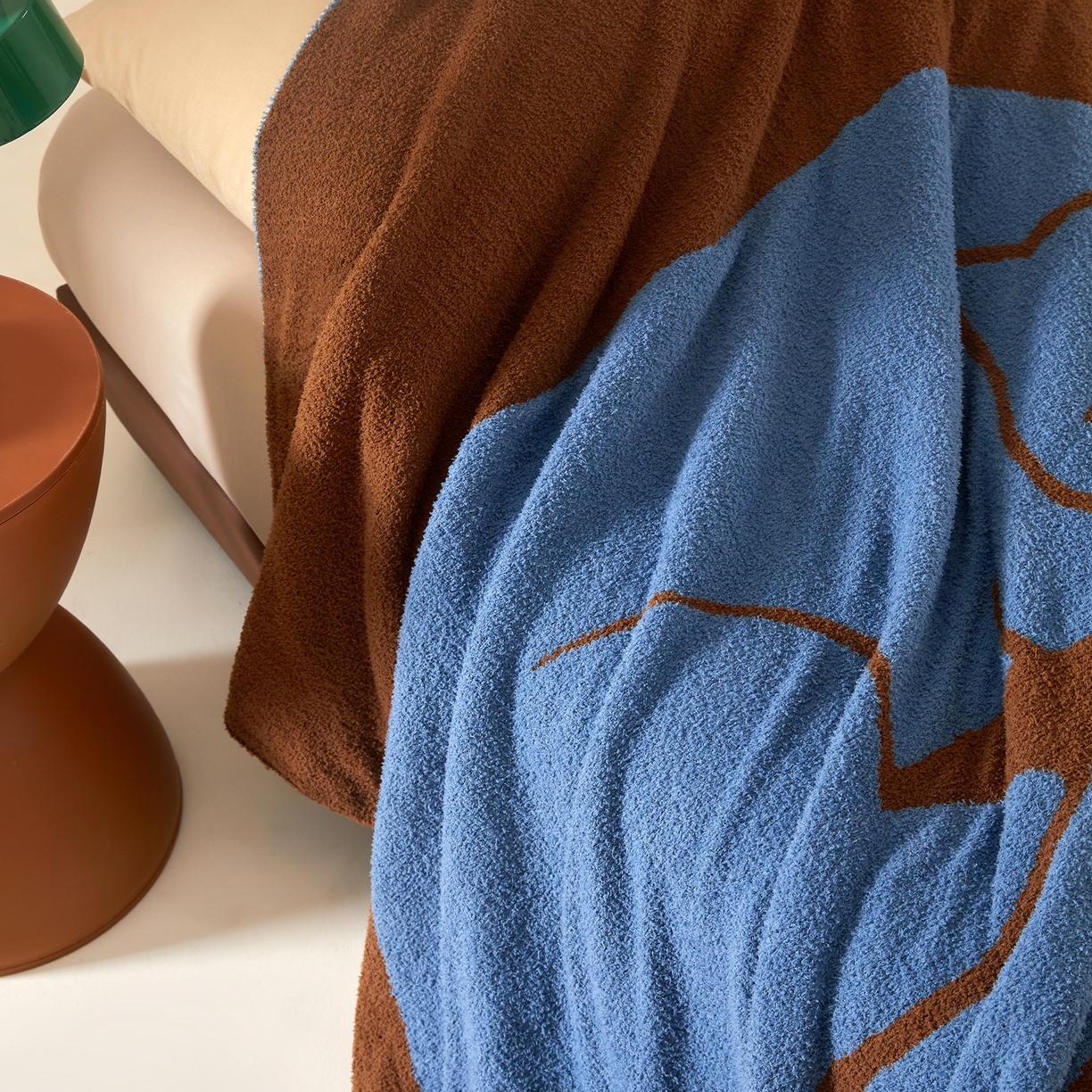 91家纺网 家纺一手货源 找家纺 航途席业 2026新款半边绒毛毯毯子 慵懒猫