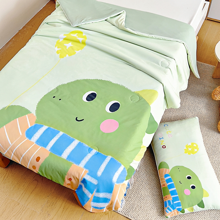 91家纺网 家纺一手货源 找家纺 御棉坊2026新款A类锦氨数码印花大版蚕丝儿童夏凉被幼儿园午睡被宝宝夏季空调被薄被子 俏皮龙