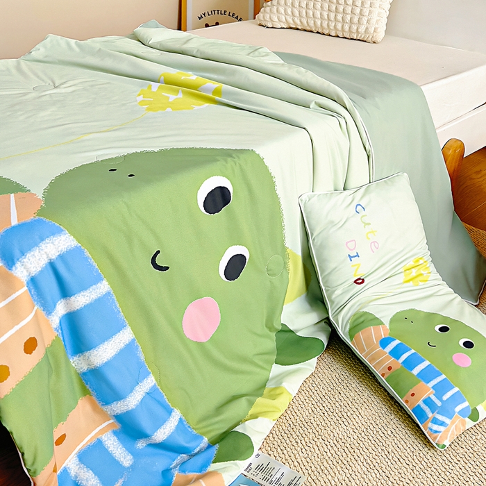 91家纺网 家纺一手货源 找家纺 御棉坊2026新款A类锦氨数码印花大版蚕丝儿童夏凉被幼儿园午睡被宝宝夏季空调被薄被子 俏皮龙