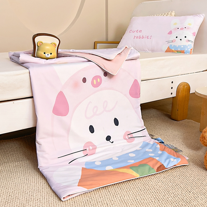 91家纺网 家纺一手货源 找家纺 御棉坊2026新款A类锦氨数码印花大版蚕丝儿童夏凉被幼儿园午睡被宝宝夏季空调被薄被子 兔妹妹