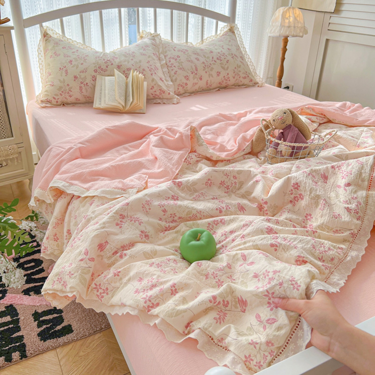 91家纺网 家纺一手货源 找家纺 （总）港岛妹妹 2026新款镂空花边夏被 夏被四件套