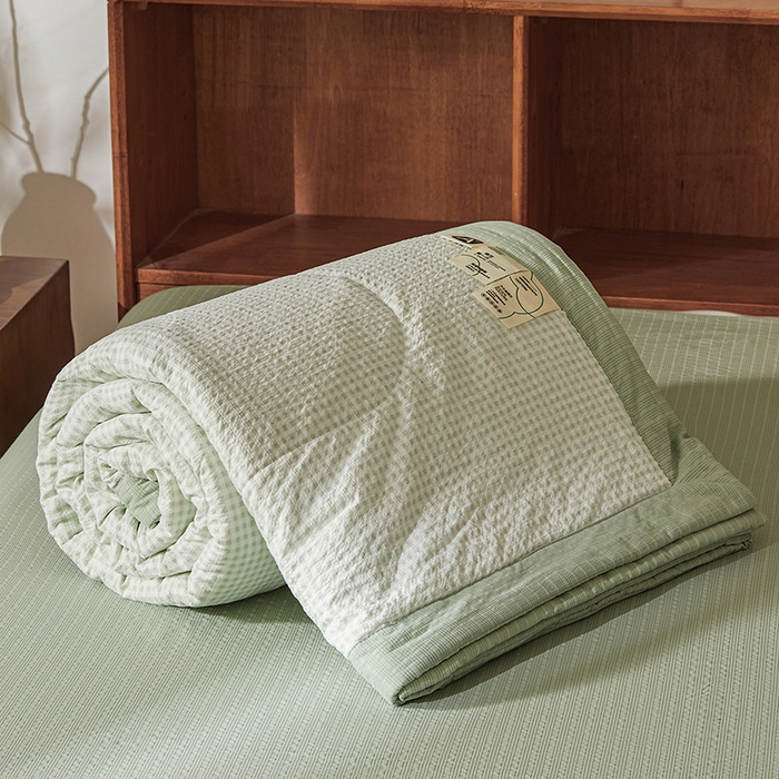 91家纺网 家纺一手货源 找家纺 熙宴家纺 2026新款云感泡芙棉花夏被四件套 白方格