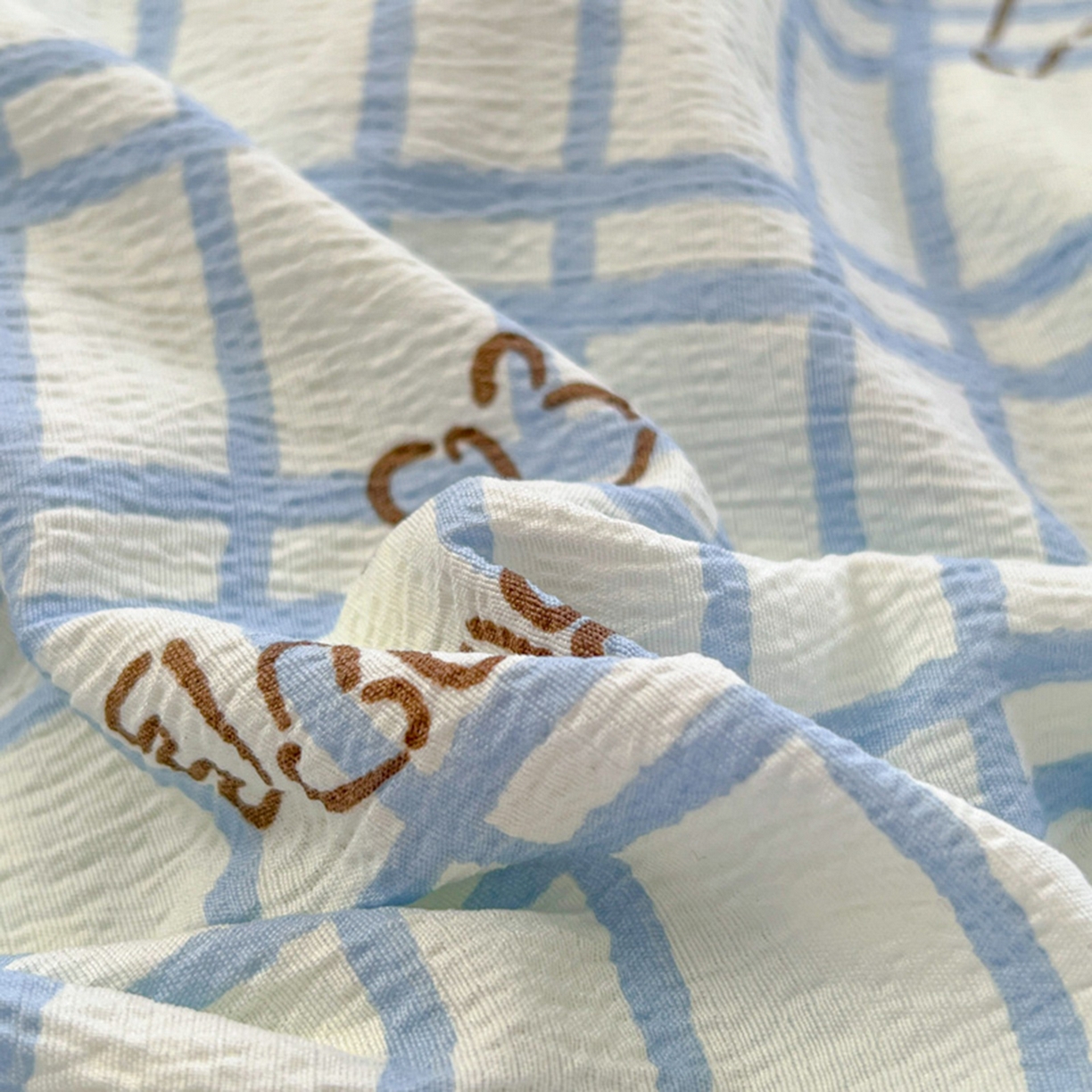 91家纺网 家纺一手货源 找家纺 港岛妹妹 2026新款镂空花边夏被 夏被四件套 格格屋