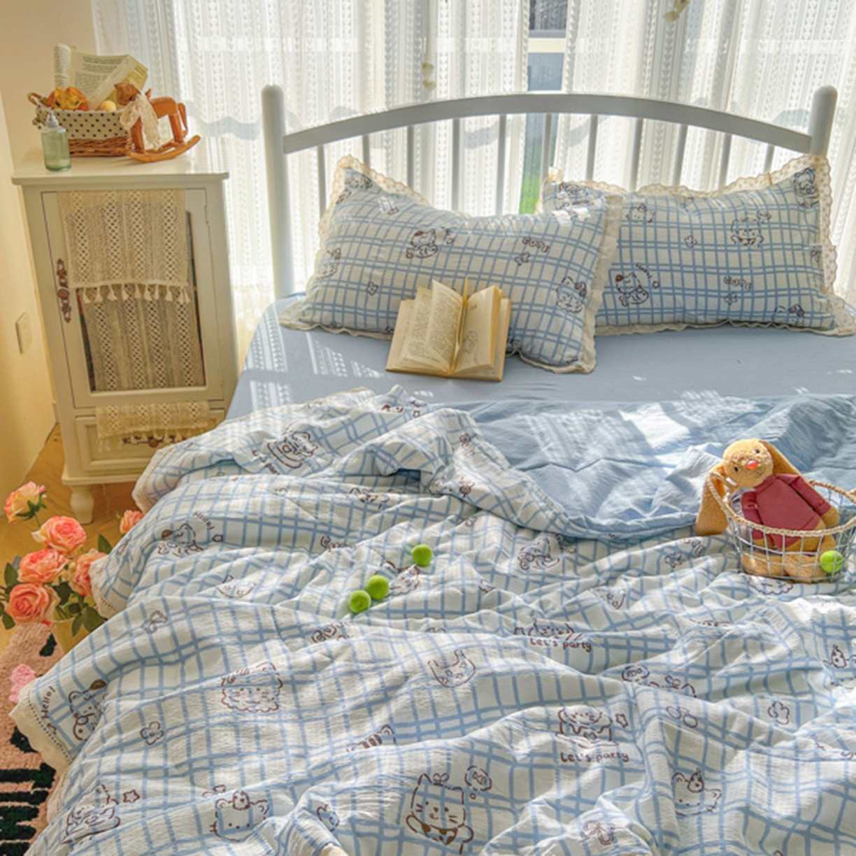 91家纺网 家纺一手货源 找家纺 港岛妹妹 2026新款镂空花边夏被 夏被四件套 格格屋