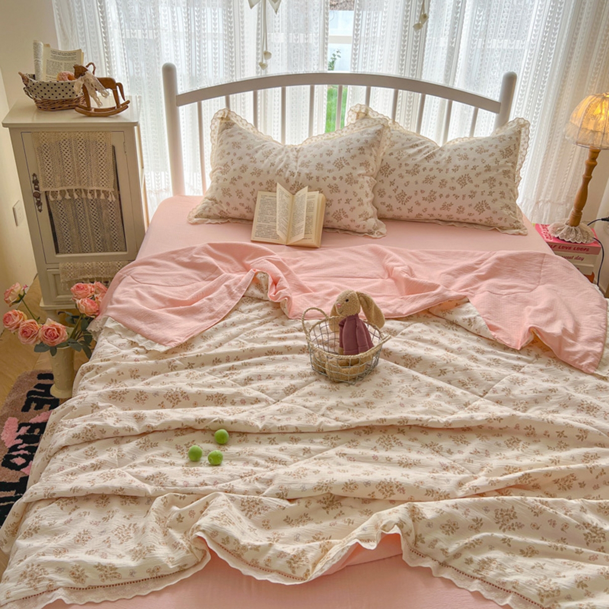 91家纺网 家纺一手货源 找家纺 港岛妹妹 2026新款镂空花边夏被 夏被四件套 花间语