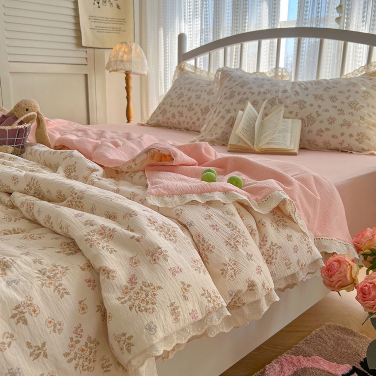 91家纺网 家纺一手货源 找家纺 港岛妹妹 2026新款镂空花边夏被 夏被四件套 花间语