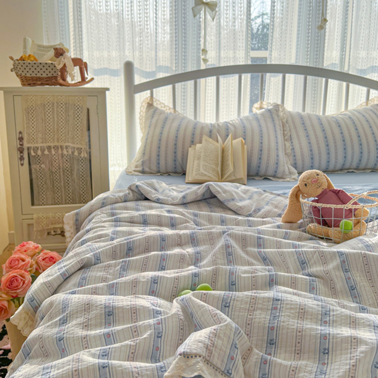 91家纺网 家纺一手货源 找家纺 港岛妹妹 2026新款镂空花边夏被 夏被四件套 米兰