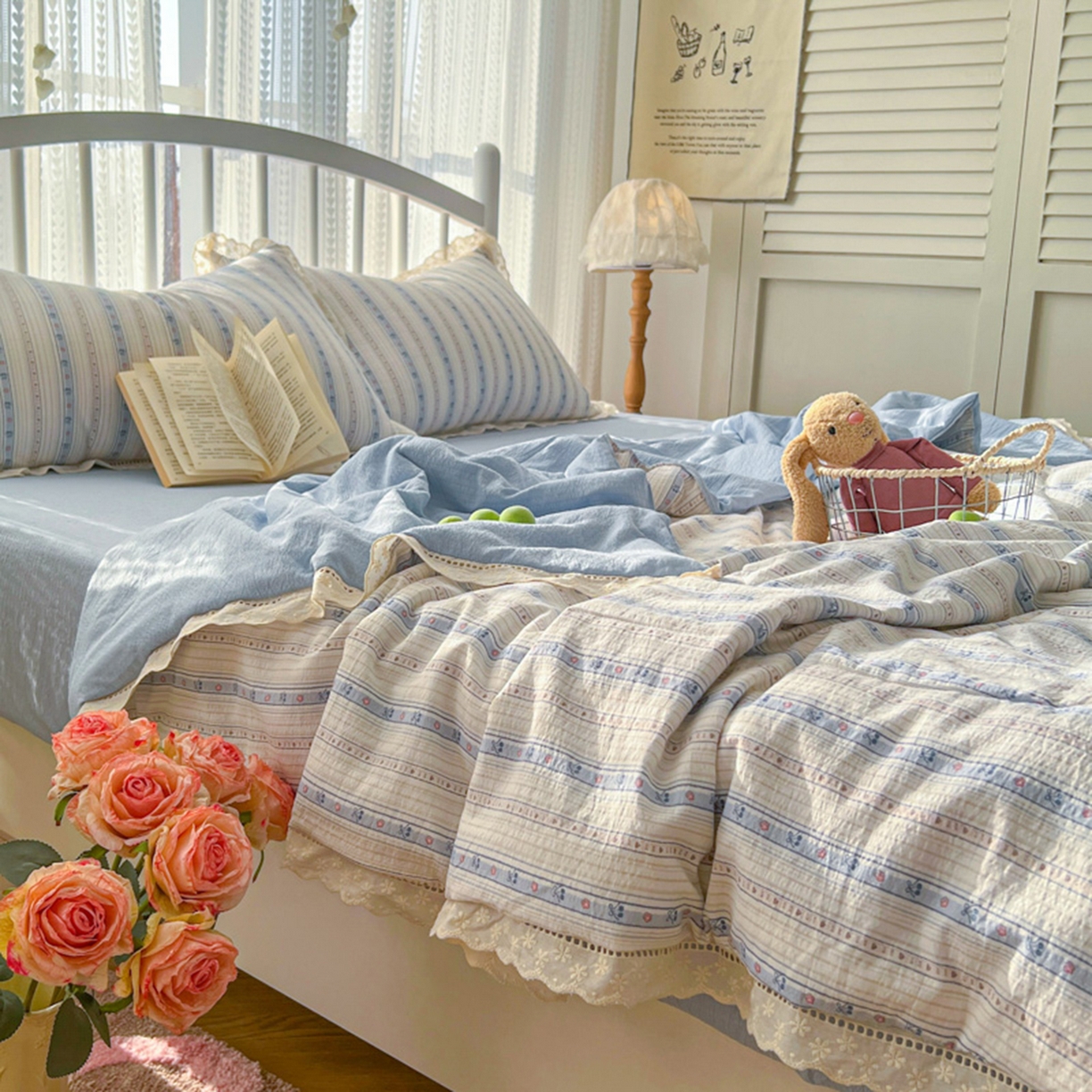 91家纺网 家纺一手货源 找家纺 港岛妹妹 2026新款镂空花边夏被 夏被四件套 米兰